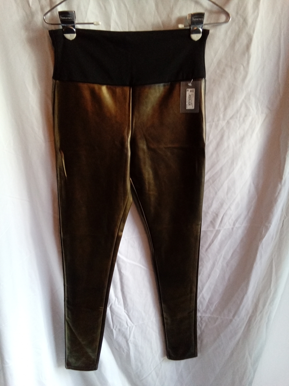 Spanx Redhot Women’s Metallic Leggings with Black Waistband. Faux Leather. M